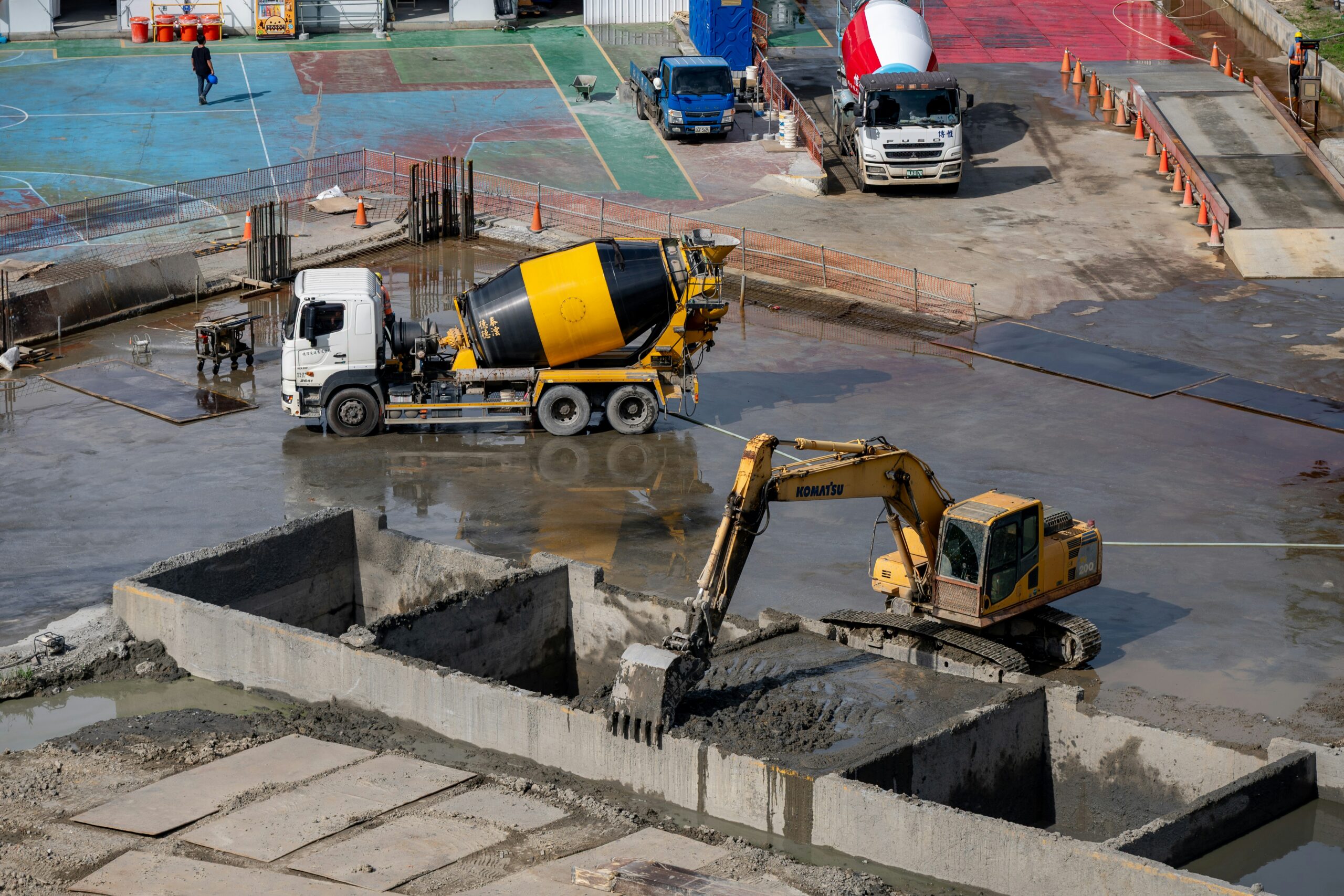 Commercial site development and civil engineering construction in Southwest Florida